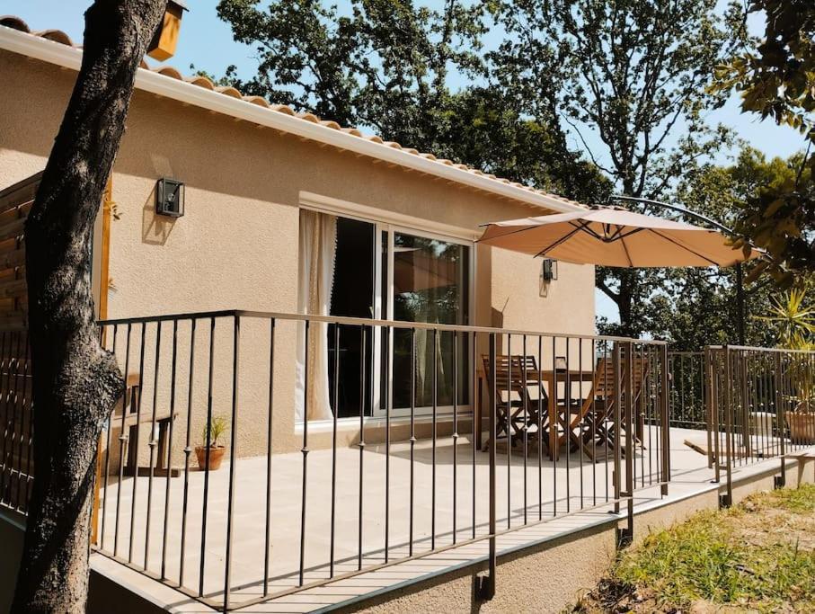 Charmante Maison Avec Jardin Aux Portes Des Gorges De L'Ardeche Saint-Julien-de-Peyrolas Buitenkant foto